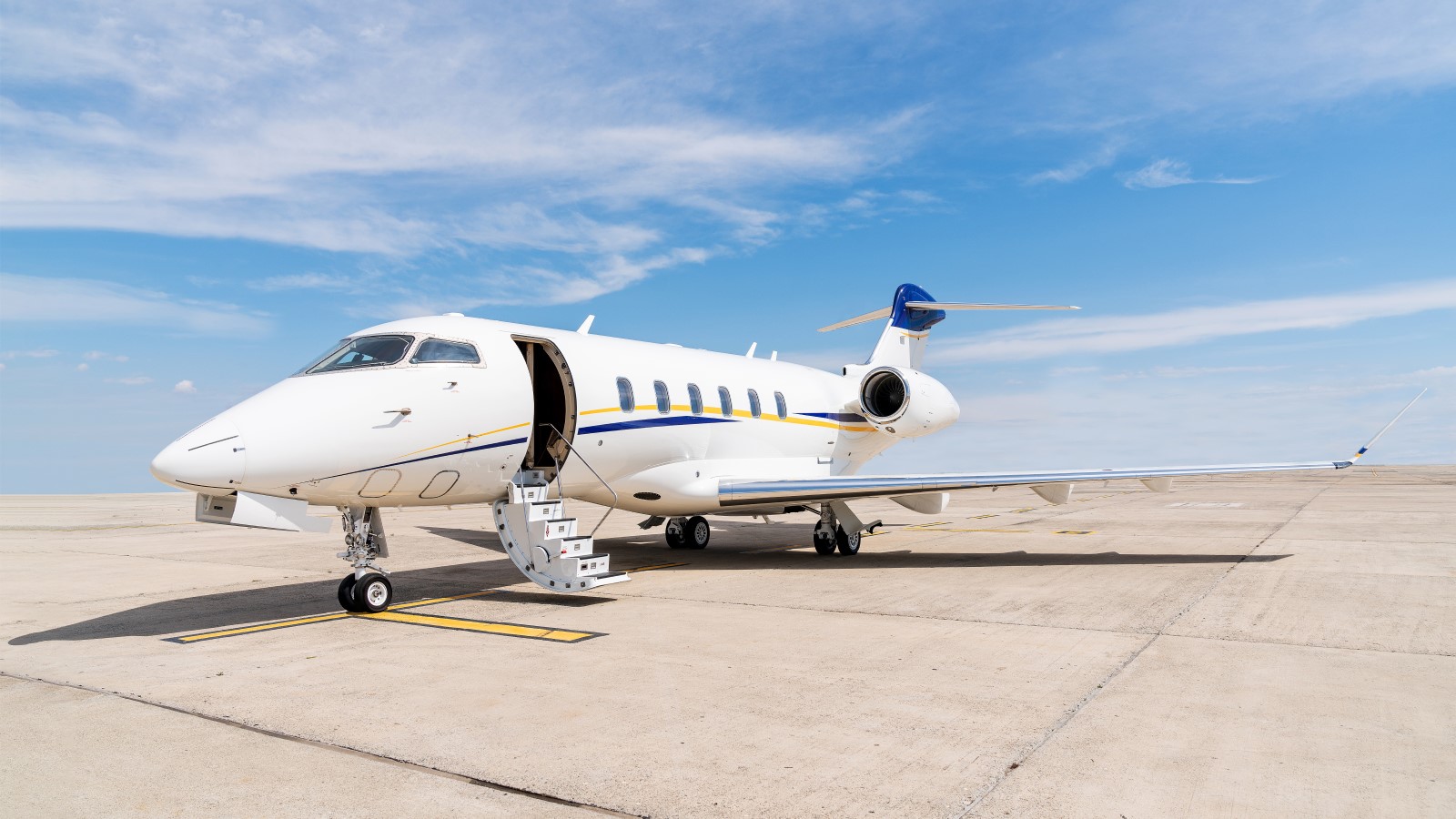 Bombardier Challenger 350 In Nice South Of France